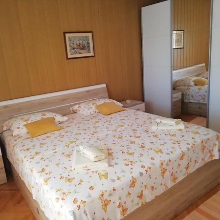 Apartments Ivona لومباردا الغرفة الصورة