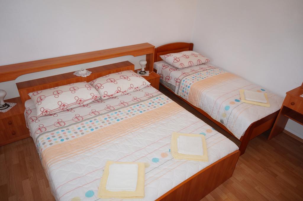 Apartments Ivona لومباردا الغرفة الصورة