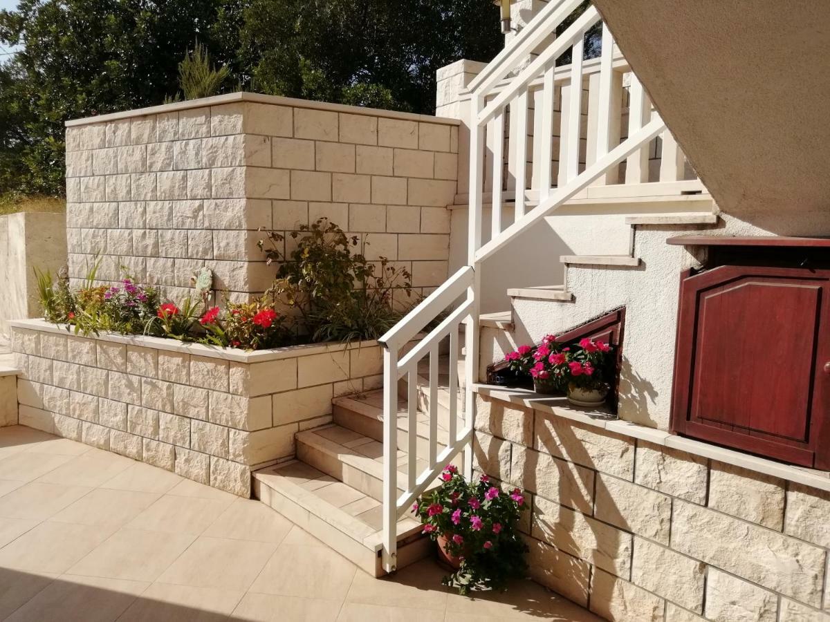 Apartments Ivona لومباردا المظهر الخارجي الصورة