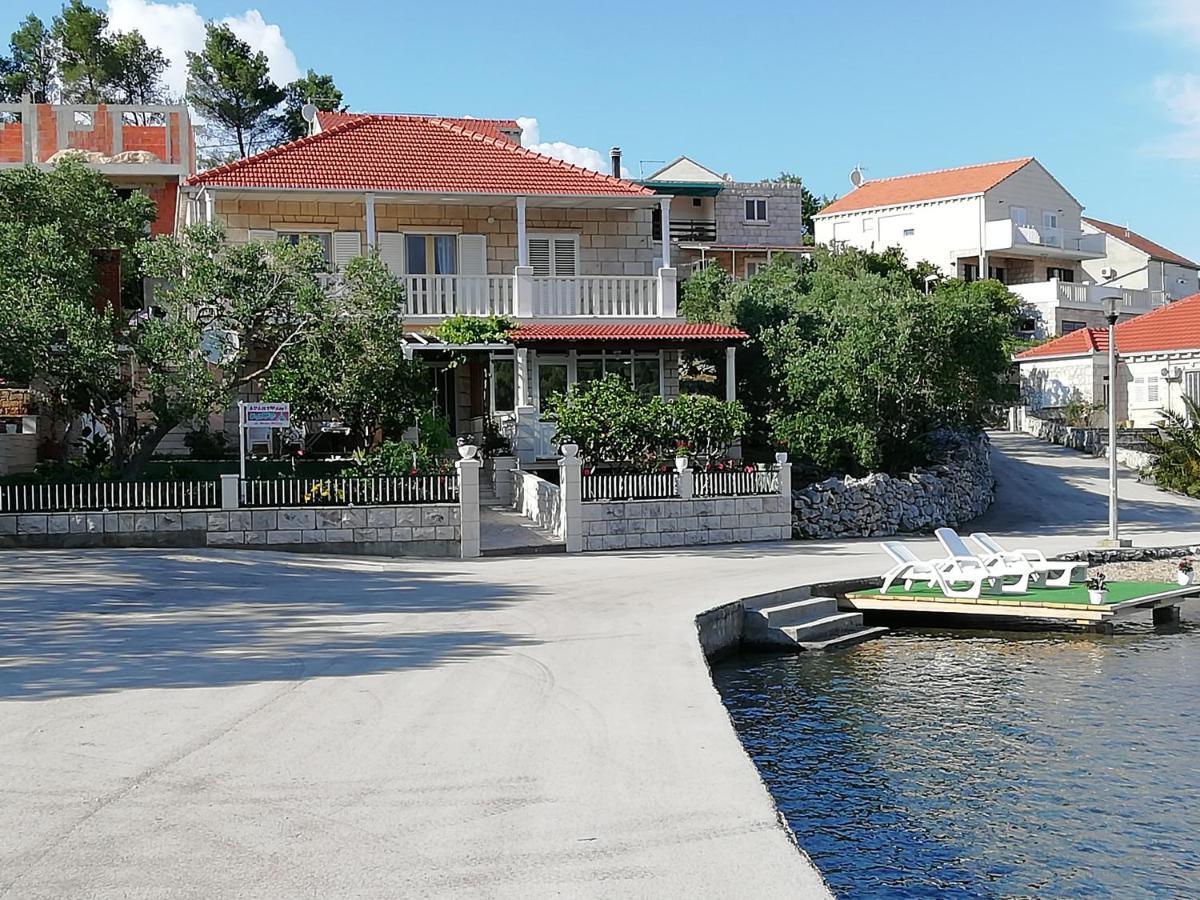 Apartments Ivona لومباردا المظهر الخارجي الصورة